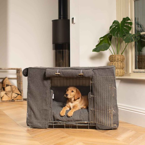 Dog Crate Set In Granite Bouclé by Lords & Labradors For Sale